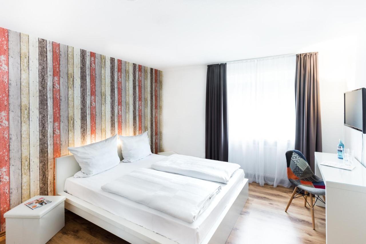 Haus Am Park - Ihr Gaestehaus In フェルバート 部屋 写真